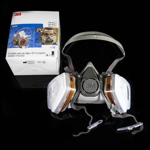 MASCARILLA 3M 6200 con filtros de gases y carbono