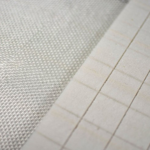 Espuma PET Divinycell PN80 5 GSC30  Scrim de 5 mm, 80 kg/m3