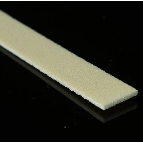 Füllstreifen aus glattem PVC-Schaumstoff Divinycell HP80 3 PSC