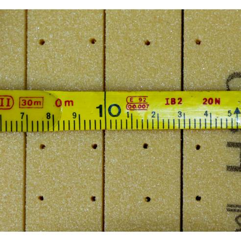 Schiuma del PVC Divinycell H80 PFC ODC 25mm / perforata e con tagli unidirezionali