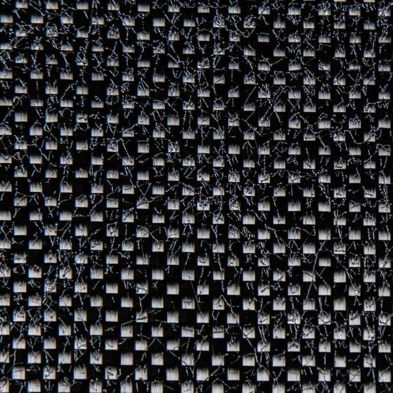 De carbone tissu taffetas GG 200 P 200 g/m2 avec une fixation de fil de polyamide, largeur 100 cm