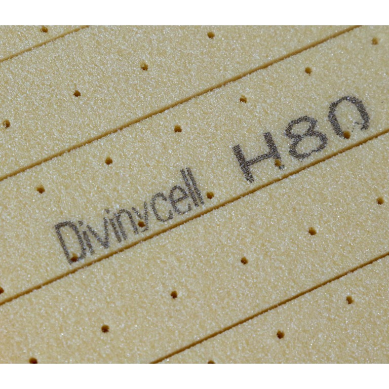 Espuma de PVC Divinycell H80 PFC ODC 25mm / perfurada e cortes unidirecionais