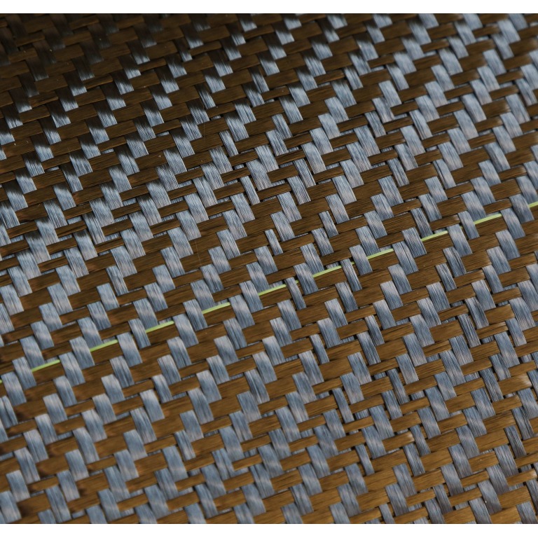200 g/m2 Tessuto di Carbonio 3K sarja 2x2 con filo tracciatore verde (SPOT), larghezza 127 cm
