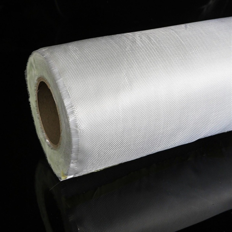 Tessuto di vetro satin UTE120P di 120 g/m2